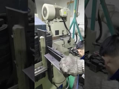 O projeto plástico da parte para a modelação por injeção X deu forma a placas do desgaste